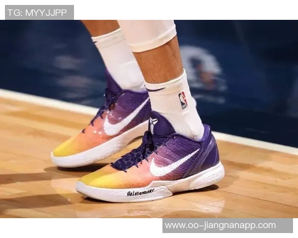 布克分享二代球鞋设计历程感受从构想到落地的精彩过程 布克分享二代球鞋设计历程感受从构想到落地的精彩过程