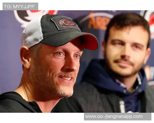 开拓者媒体人杨瀚森致力提升基础技能力争成为球队可靠替补