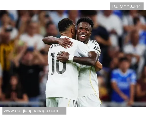 马卡预测皇马首发阵容维尼修斯罗德里戈赫伊森塞巴略斯齐聚一堂 马卡预测皇马首发阵容维尼修斯罗德里戈赫伊森塞巴略斯齐聚一堂